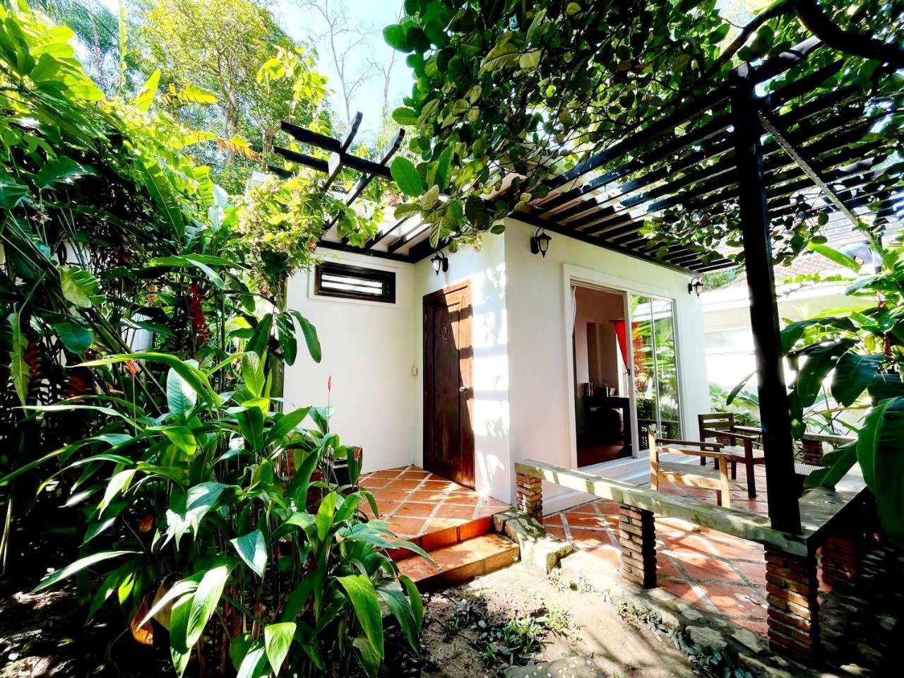 Hotel Sabbay Kep Esterno foto